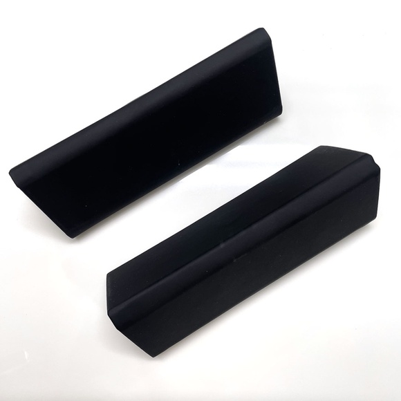 NWOT - Maui Jim Black Sunglasses/glasses Cases - Two Pack - Picture 8 of 8